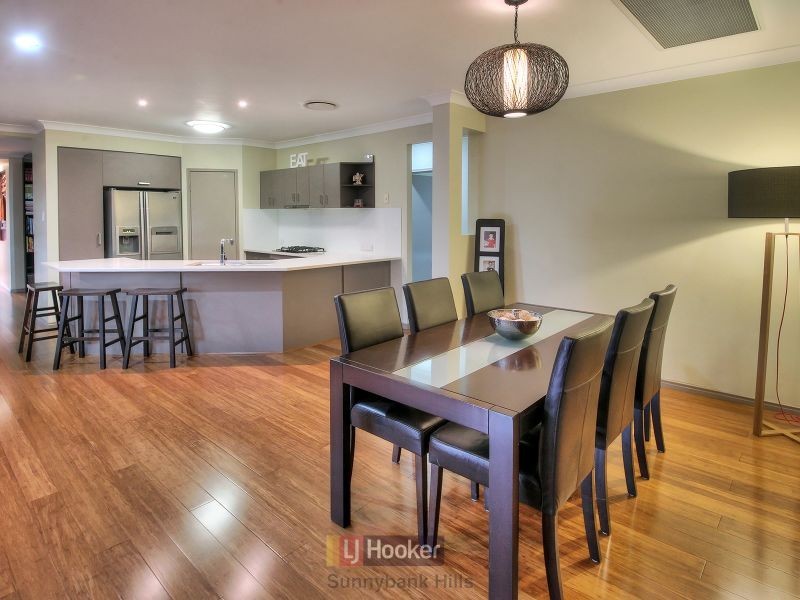 12 Lincon Place, Parkinson QLD 4115