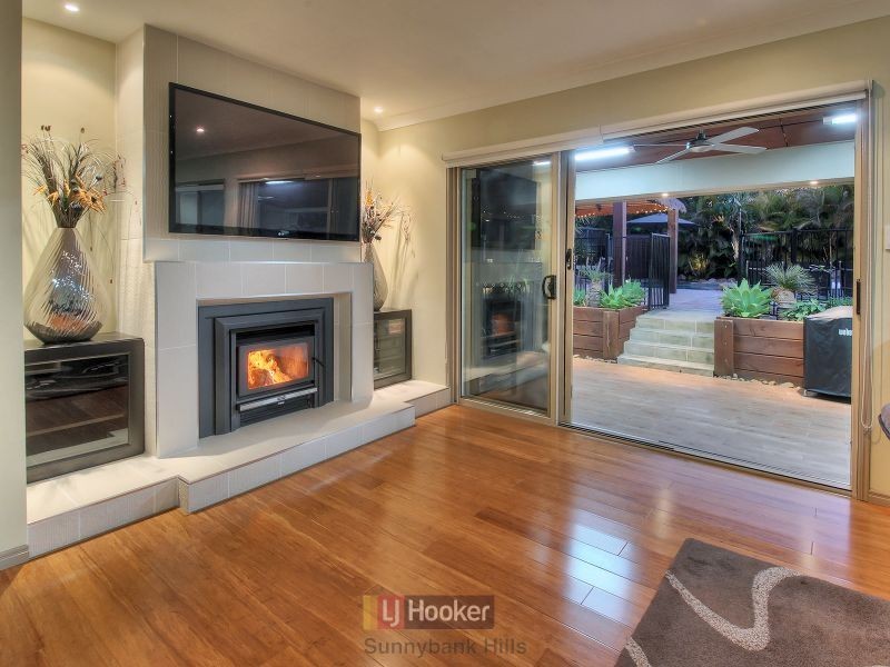 12 Lincon Place, Parkinson QLD 4115