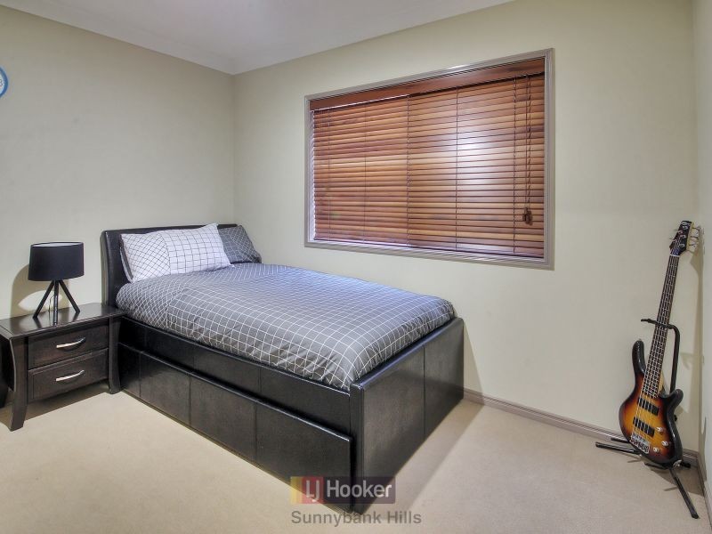 12 Lincon Place, Parkinson QLD 4115