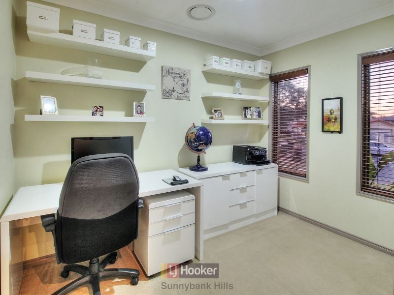 12 Lincon Place, Parkinson QLD 4115
