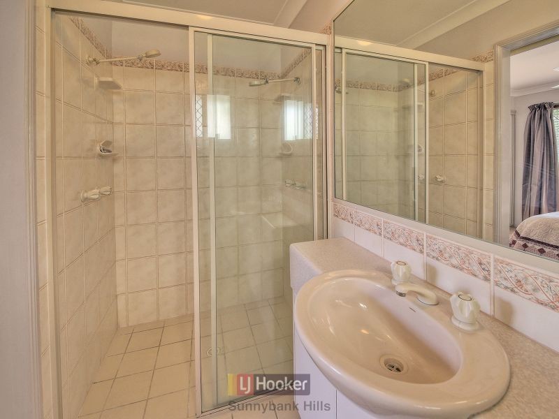 80 Paddington Crescent, Stretton QLD 4116