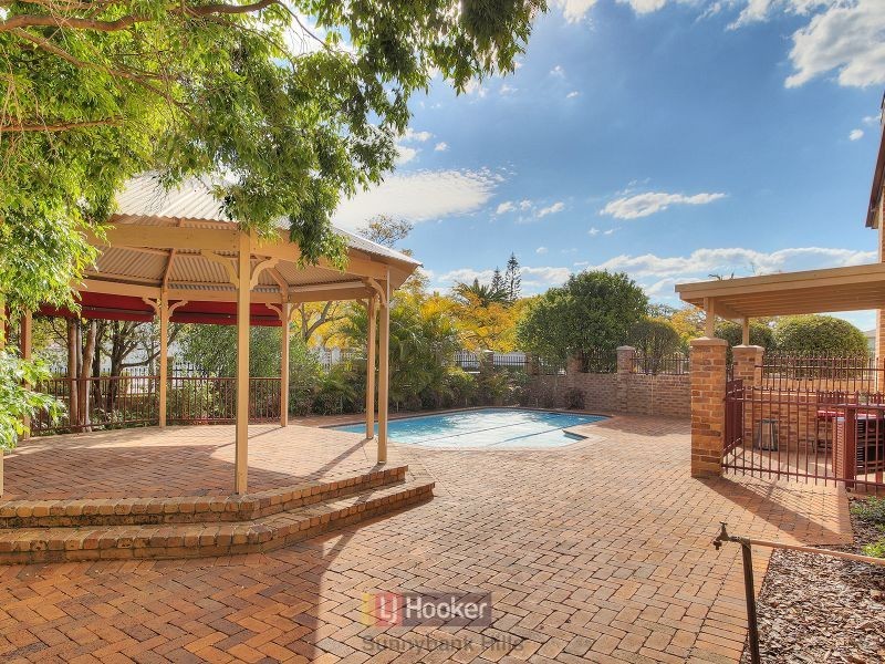 2 Capstan Place, Macgregor QLD 4109