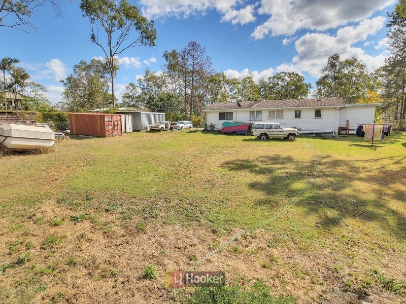 682 Middle Road, Greenbank QLD 4124