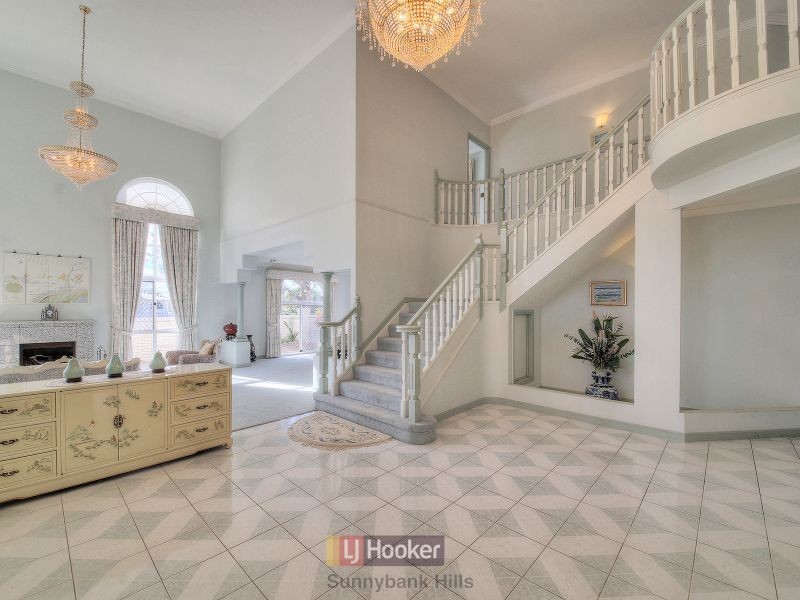 82 The Avenue, Sunnybank Hills QLD 4109