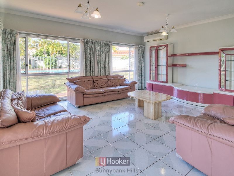 82 The Avenue, Sunnybank Hills QLD 4109