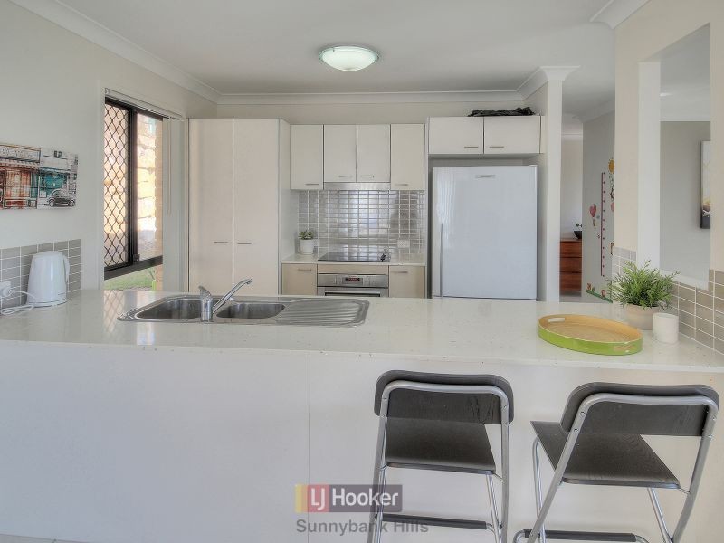 127 Stones Road, Sunnybank Hills QLD 4109