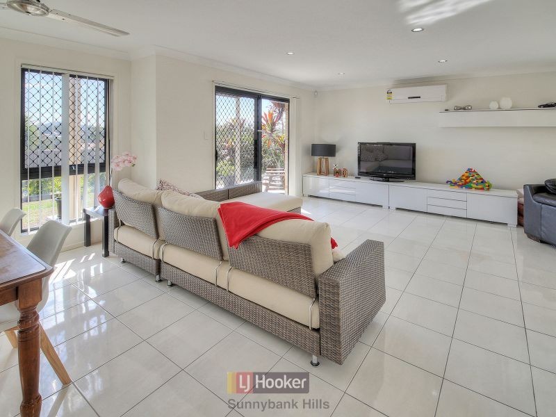 127 Stones Road, Sunnybank Hills QLD 4109