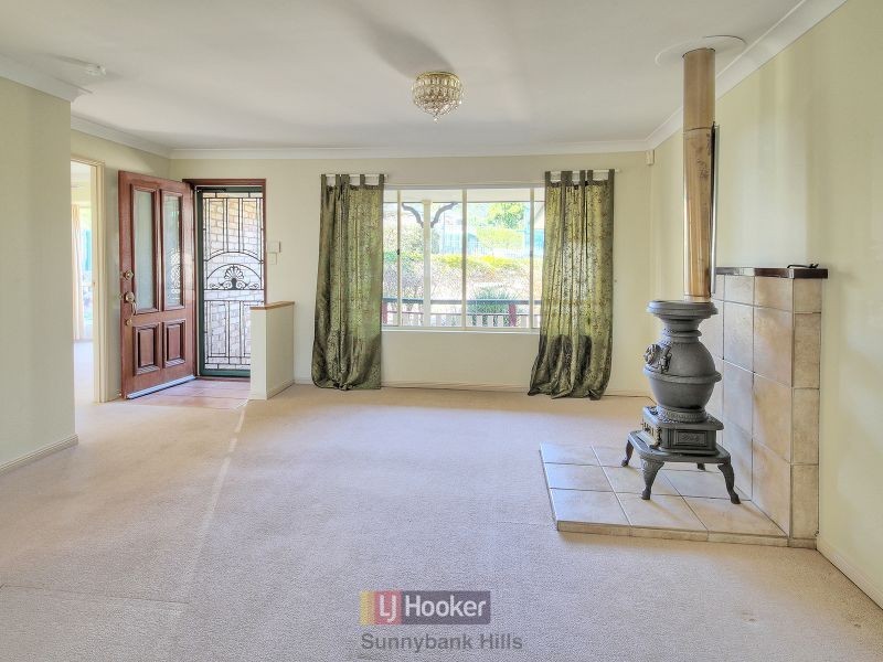 56 Brampton Street, Eight Mile Plains QLD 4113