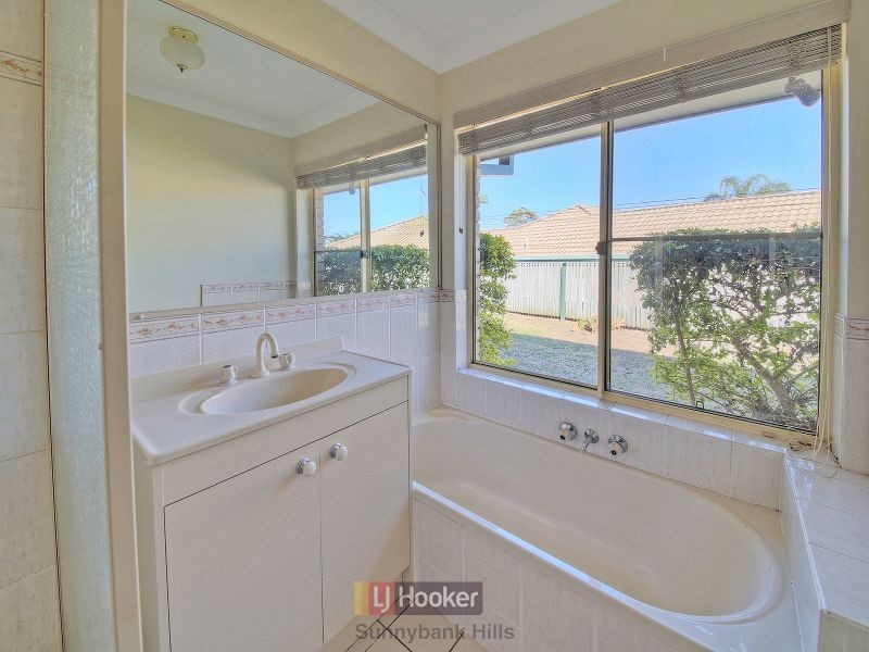 56 Brampton Street, Eight Mile Plains QLD 4113