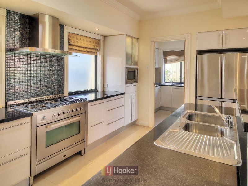 110 The Avenue, Sunnybank Hills QLD 4109