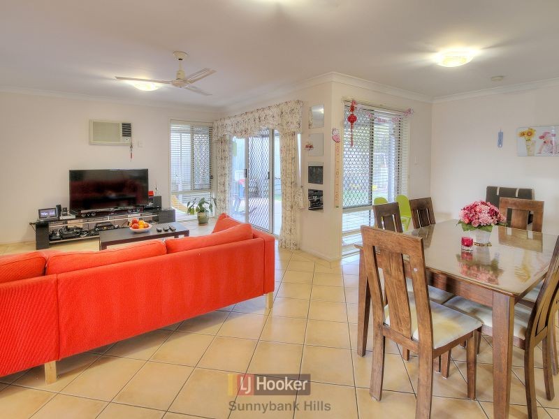 84 Nursery Avenue, Runcorn QLD 4113