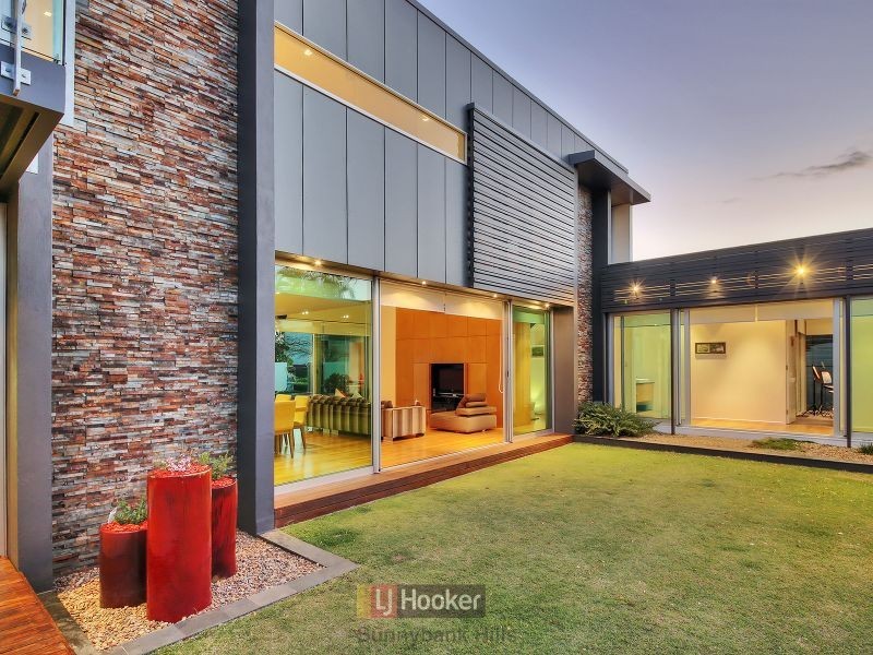 77 Janda Street, Robertson QLD 4109