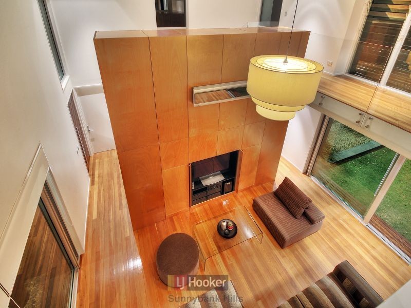 77 Janda Street, Robertson QLD 4109