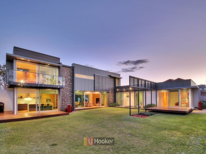 77 Janda Street, Robertson QLD 4109