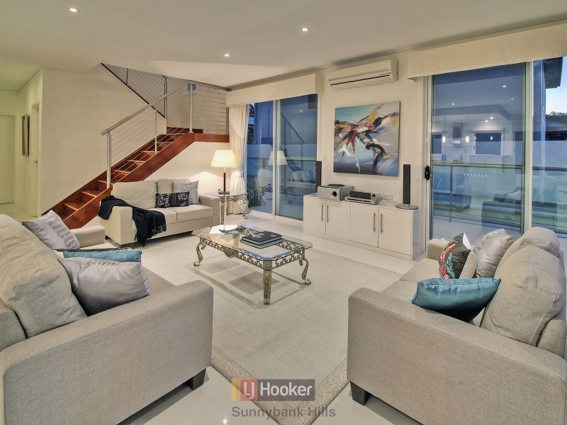 8 Silverbirch Close, Eight Mile Plains QLD 4113