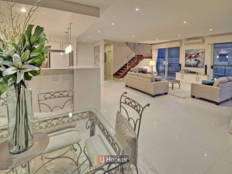 8 Silverbirch Close, Eight Mile Plains QLD 4113