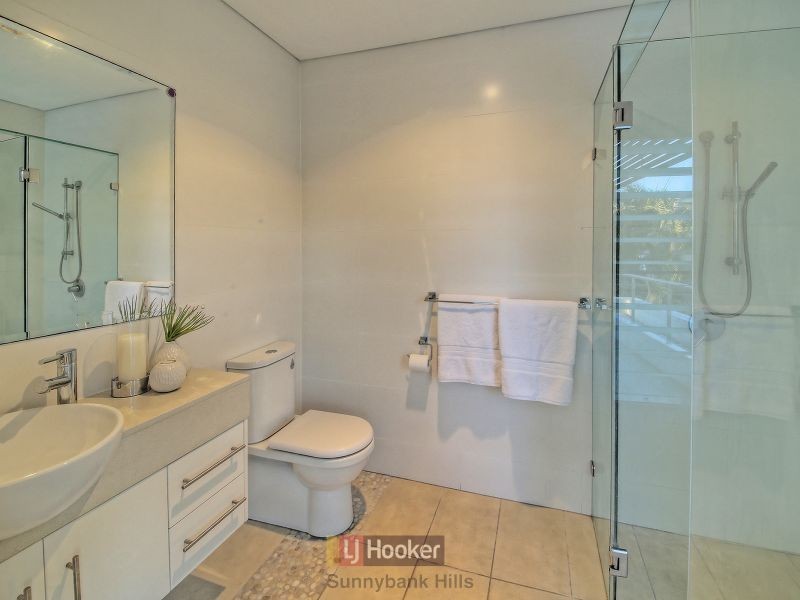 8 Silverbirch Close, Eight Mile Plains QLD 4113