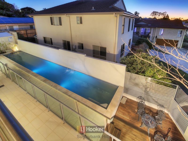 8 Silverbirch Close, Eight Mile Plains QLD 4113