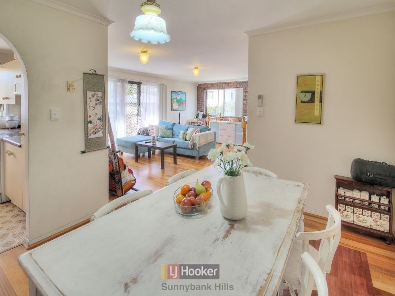 1/36 Hillardt Street, Robertson QLD 4109