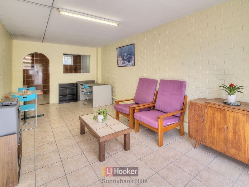 1/36 Hillardt Street, Robertson QLD 4109