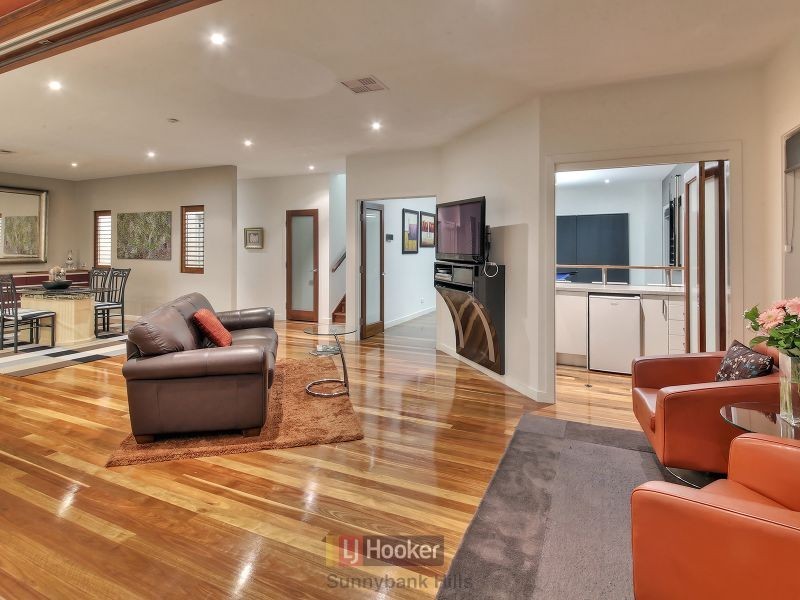 37 Freycinet Place, Calamvale QLD 4116