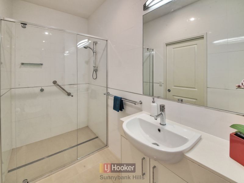 37 Freycinet Place, Calamvale QLD 4116