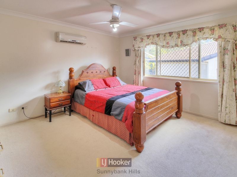 72 Lancaster Circuit, Stretton QLD 4116