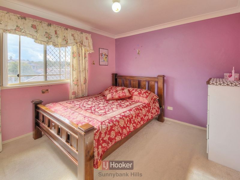 72 Lancaster Circuit, Stretton QLD 4116