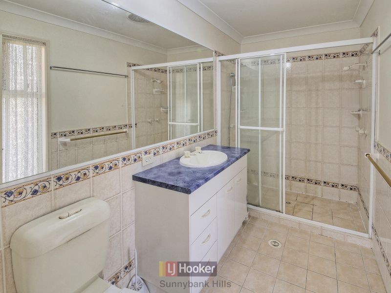 72 Lancaster Circuit, Stretton QLD 4116