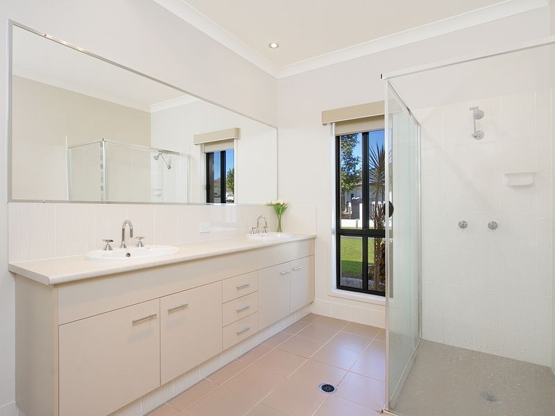 9 Copia Street, Calamvale QLD 4116