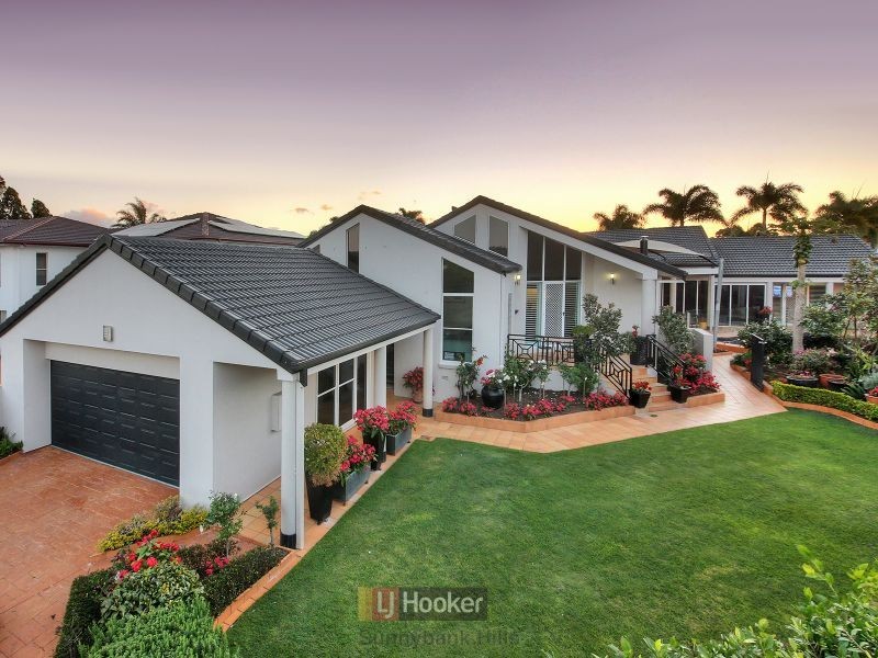 11 Capstan Place, Macgregor QLD 4109