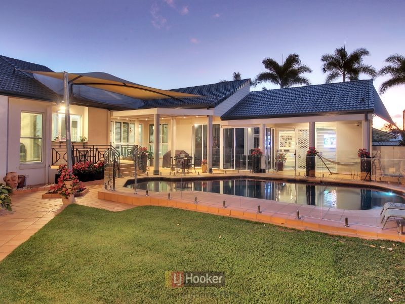 11 Capstan Place, Macgregor QLD 4109