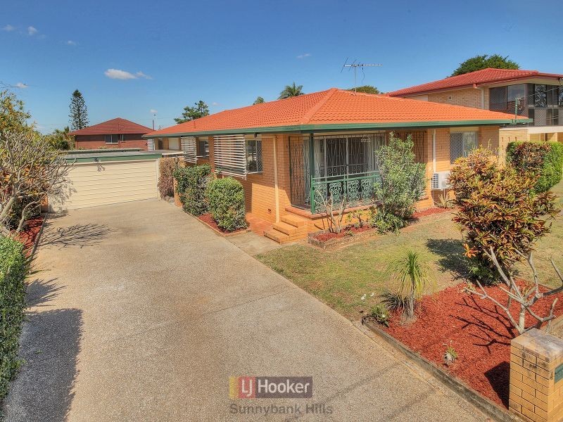 4 Sunderland Street, Macgregor QLD 4109