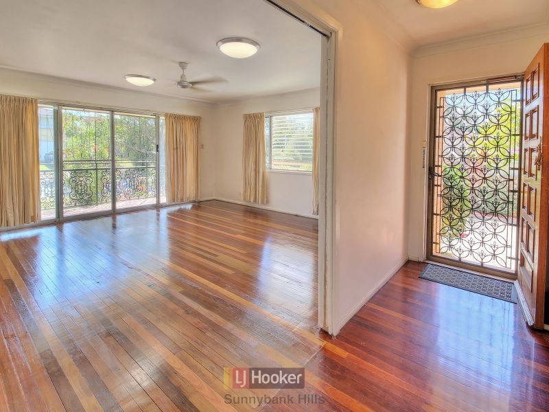 4 Sunderland Street, Macgregor QLD 4109