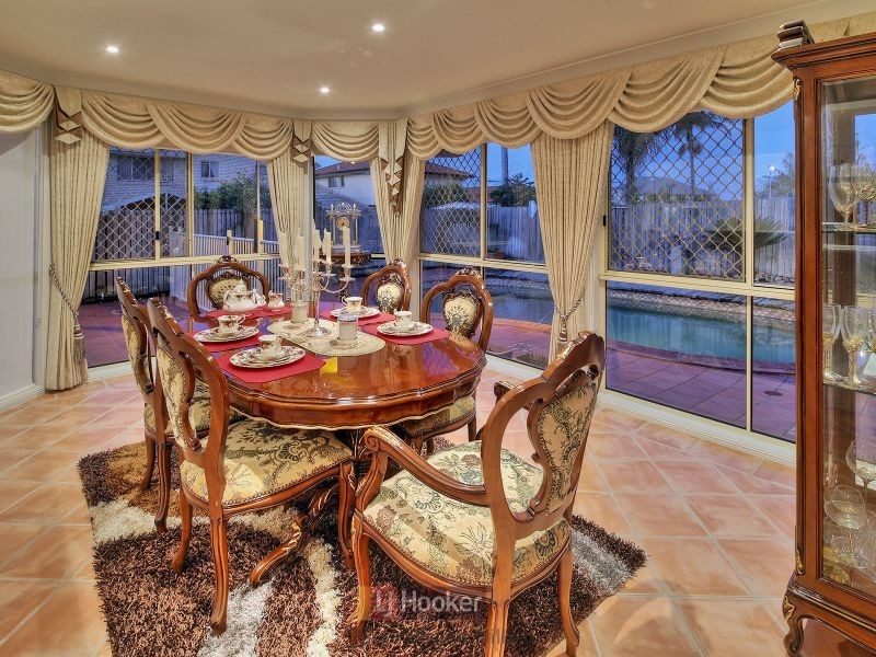 12 Brampton Street, Eight Mile Plains QLD 4113