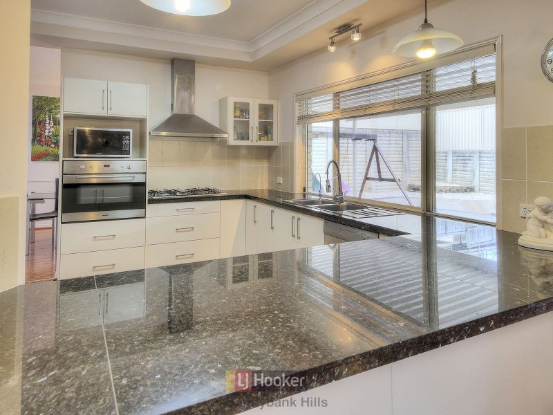 25 Vaucluse Place, Parkinson QLD 4115