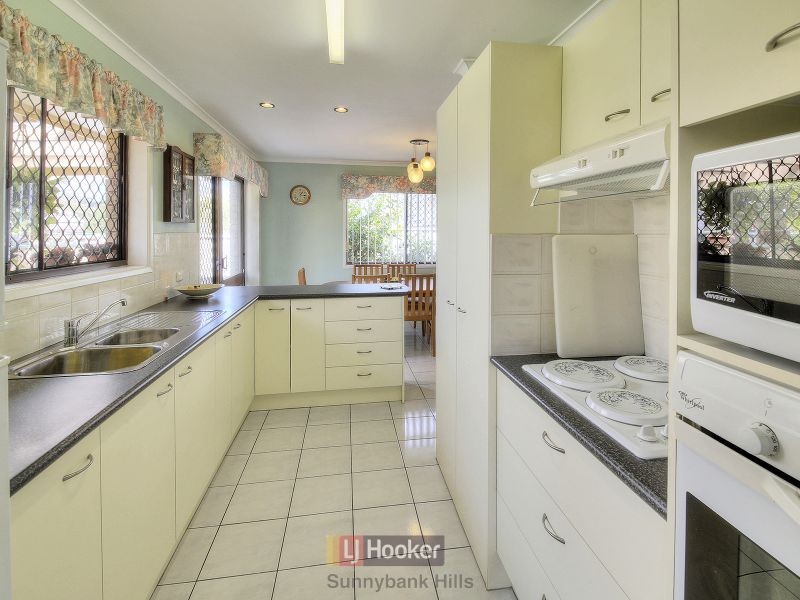7 Blairgowrie Street, Macgregor QLD 4109