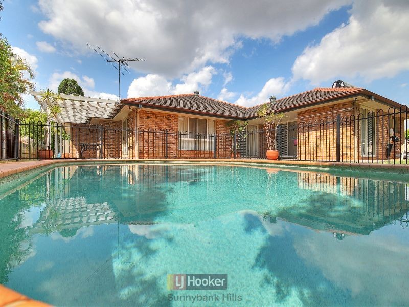 8 Doris Street, Kuraby QLD 4112