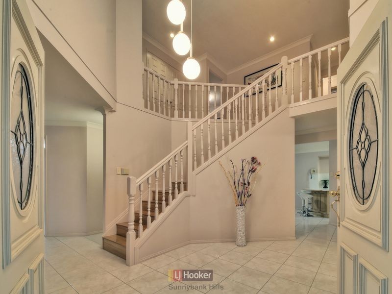 4 Hickory Place, Calamvale QLD 4116