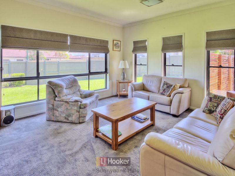 21 Girraween Crescent, Parkinson QLD 4115