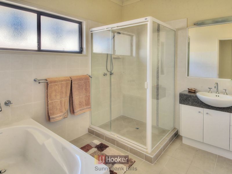 21 Girraween Crescent, Parkinson QLD 4115