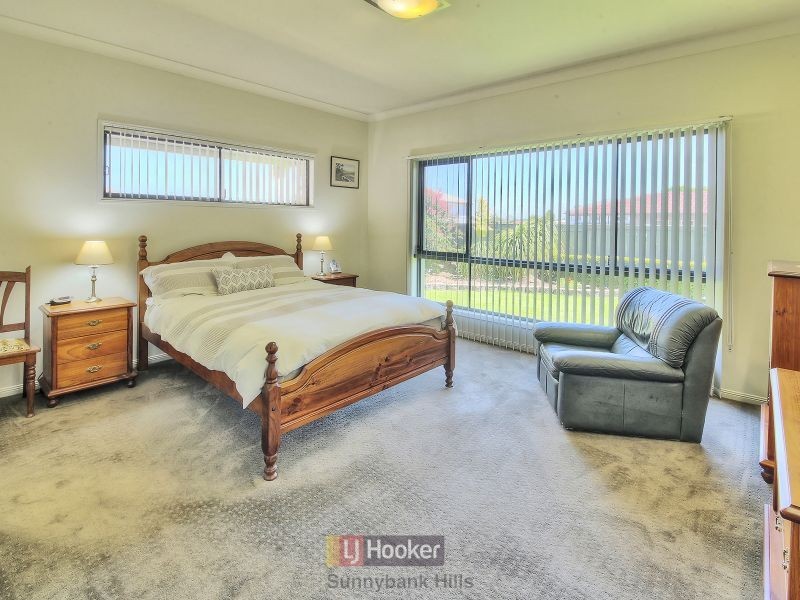 21 Girraween Crescent, Parkinson QLD 4115