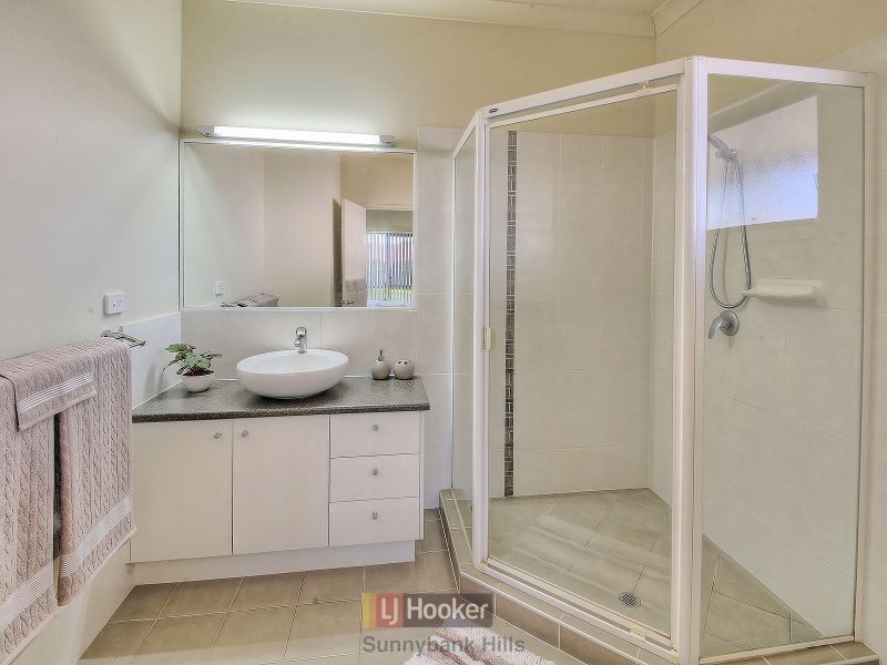 21 Girraween Crescent, Parkinson QLD 4115