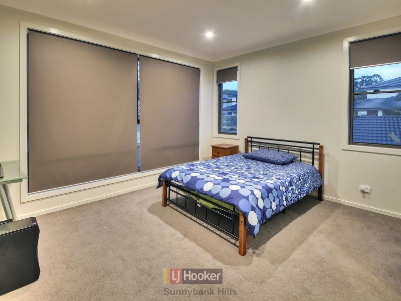 6 Peachtree Place, Stretton QLD 4116