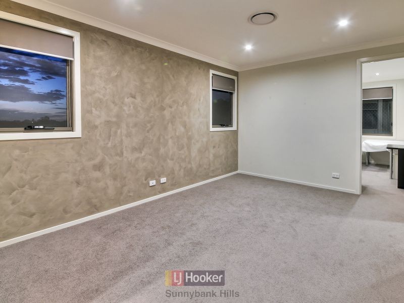 6 Peachtree Place, Stretton QLD 4116