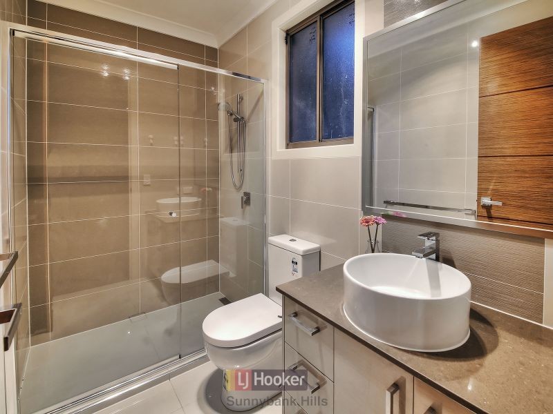 6 Peachtree Place, Stretton QLD 4116