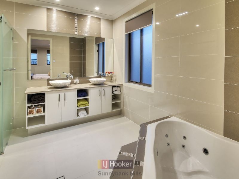 6 Peachtree Place, Stretton QLD 4116