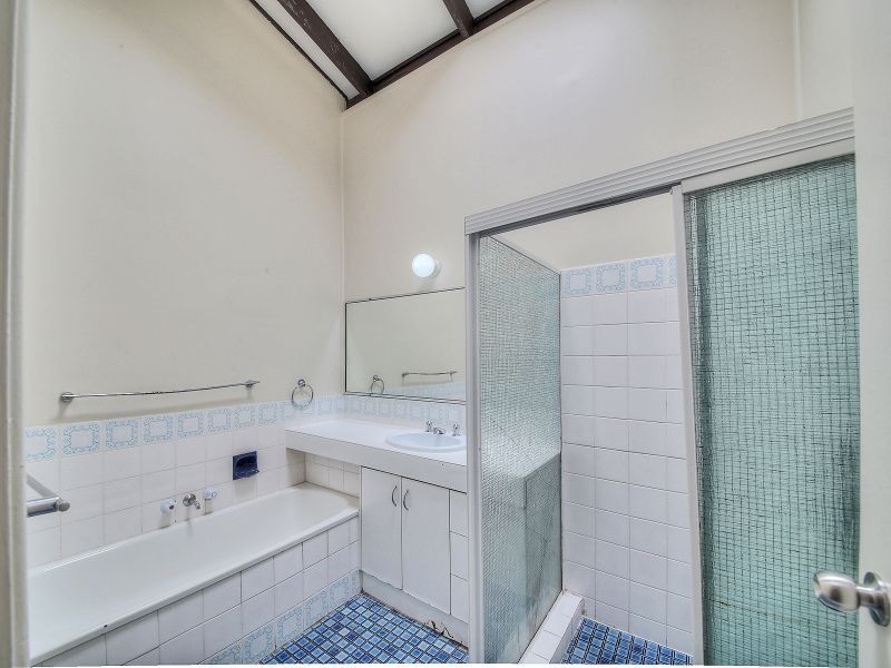 27 Ravenala Street, Sunnybank Hills QLD 4109