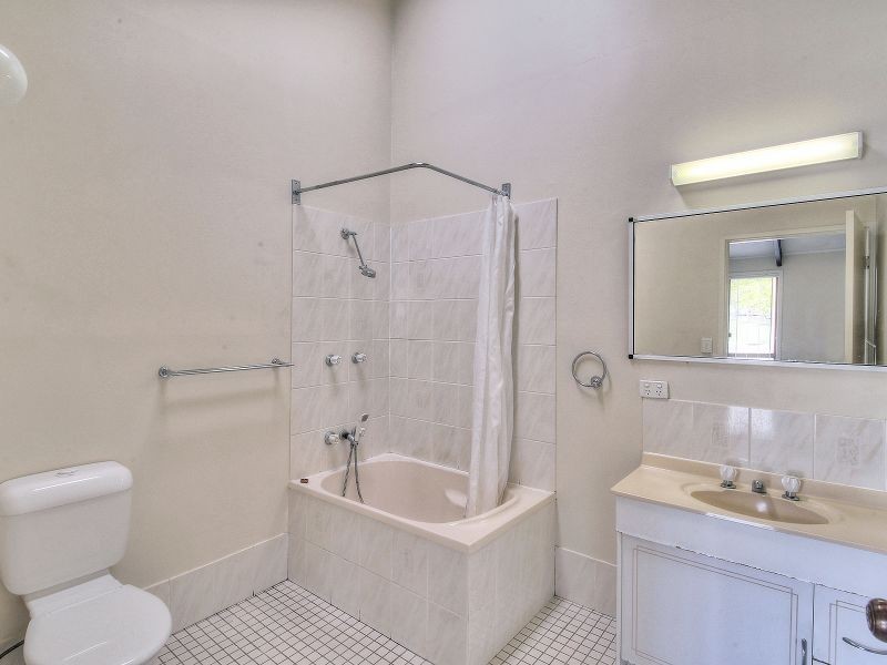 27 Ravenala Street, Sunnybank Hills QLD 4109
