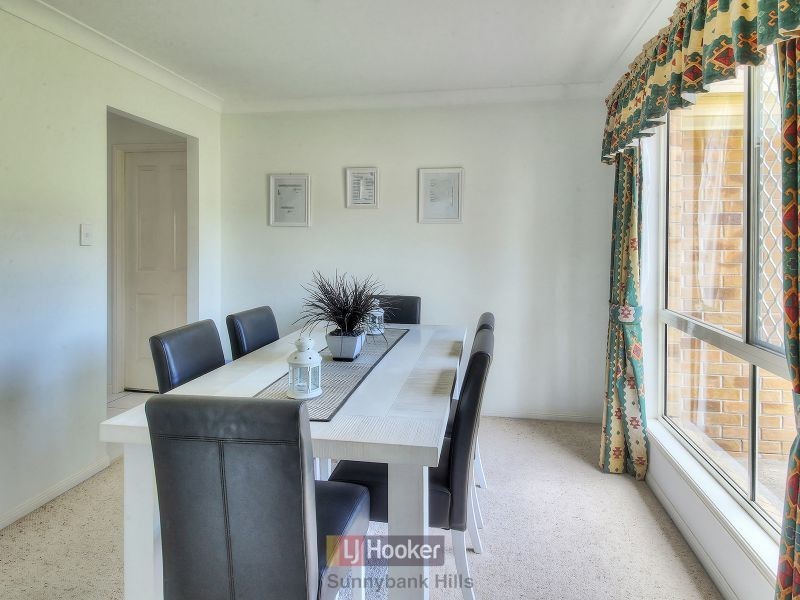 4 Prospect Street, Parkinson QLD 4115